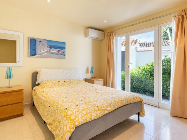 4 Bedrooms Villa in San Pedro de Alcántara