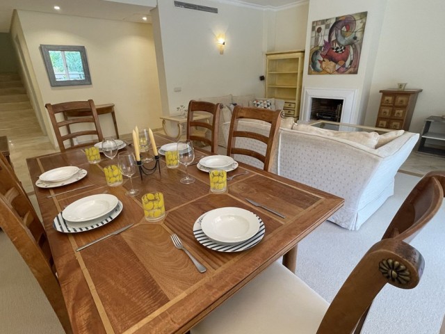 Appartement avec 3 Chambres  à Benahavís