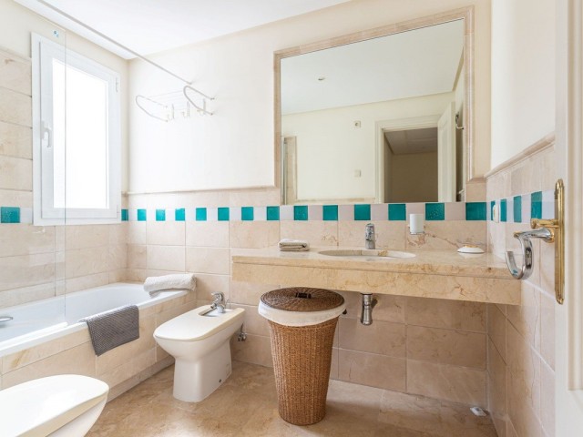 Appartement avec 3 Chambres  à Benahavís