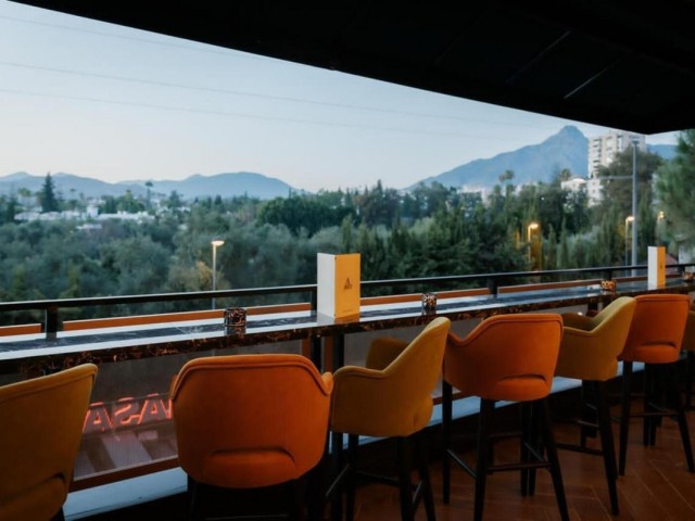 Liikekiinteistö Nueva Andalucía