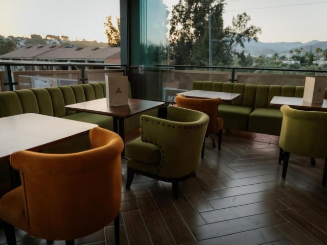 Liikekiinteistö Nueva Andalucía