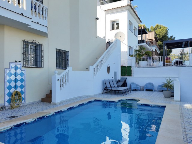 9 Bedrooms Townhouse in Mijas