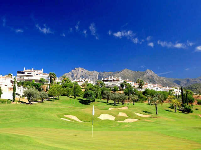 Apartment, Sierra Blanca, R2806847