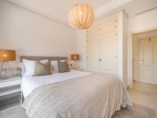 5 Schlafzimmer Villa in Nueva Andalucía