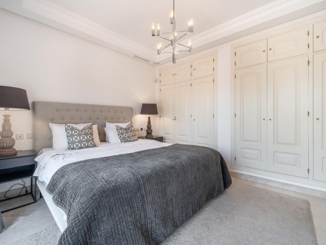 5 Schlafzimmer Villa in Nueva Andalucía