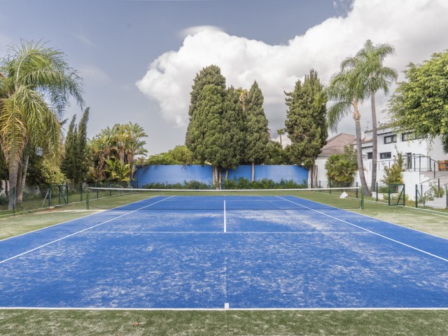 5 Schlafzimmer Villa in Marbella