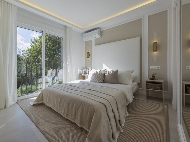 4 Schlafzimmer Reihenhaus in Nueva Andalucía