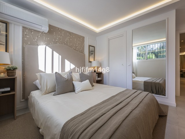 4 Schlafzimmer Reihenhaus in Nueva Andalucía