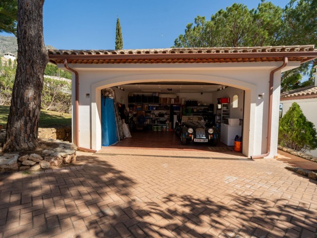 4 Schlafzimmer Villa in Valtocado