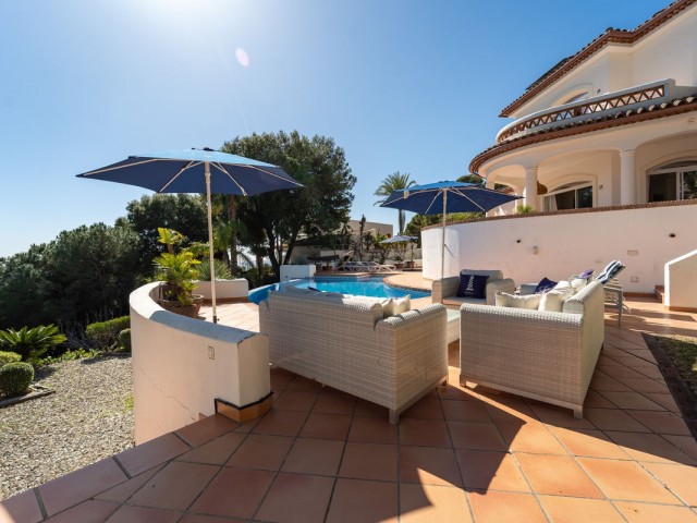 4 Schlafzimmer Villa in Valtocado