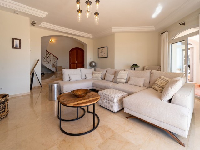 4 Schlafzimmer Villa in Valtocado