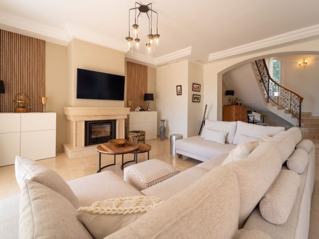 4 Schlafzimmer Villa in Valtocado