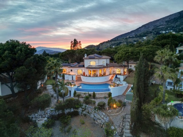 Villa, Valtocado, R5316577