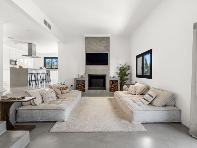 5 Schlafzimmer Villa in Estepona