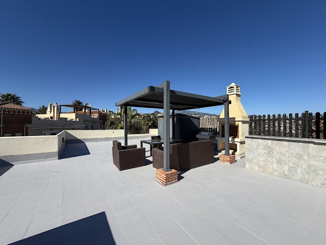 Takvåning i Bel Air