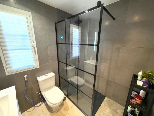Penthouse avec 2 Chambres  à Bel Air
