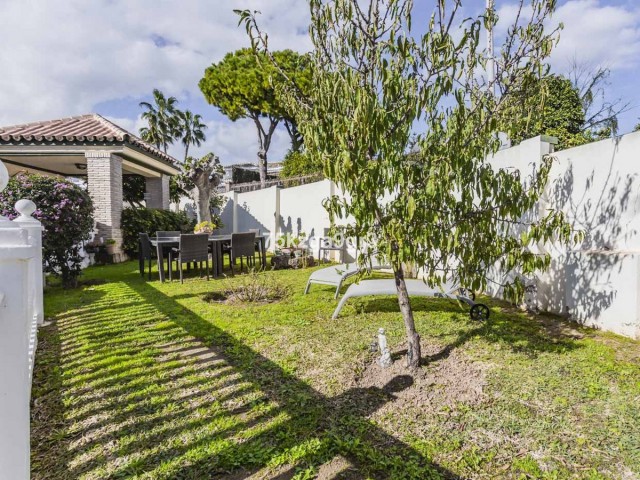 6 Bedrooms Villa in Benalmadena Costa