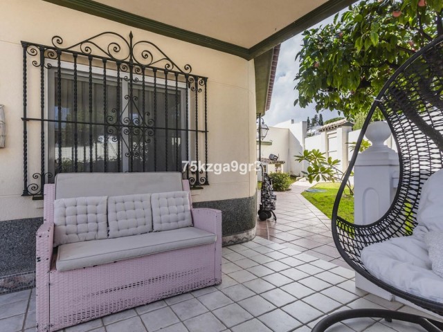 6 Bedrooms Villa in Benalmadena Costa