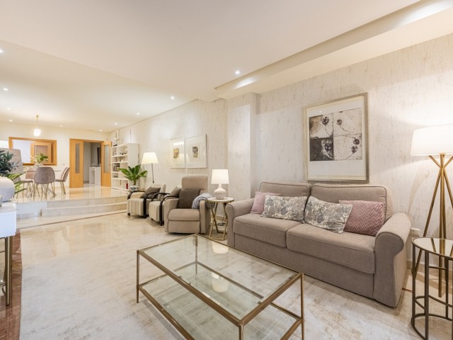 2 Schlafzimmer Apartment in Puerto Banús