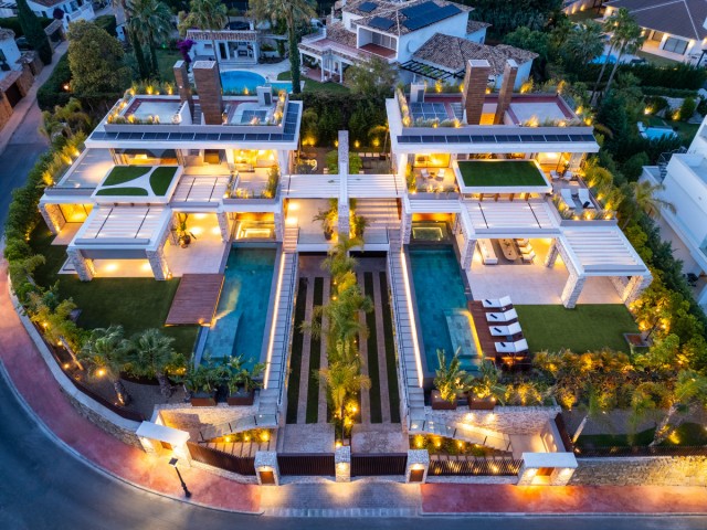 5 Schlafzimmer Villa in Nueva Andalucía