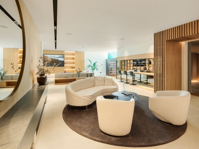 5 Schlafzimmer Villa in Nueva Andalucía