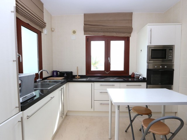 3 Schlafzimmer Villa in Cerros del Aguila