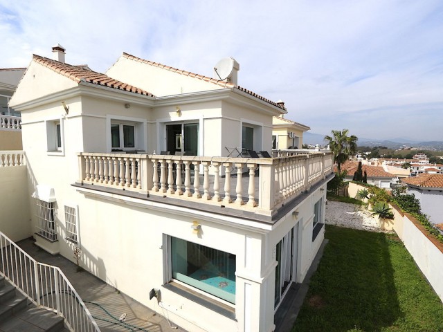 3 Schlafzimmer Villa in Cerros del Aguila