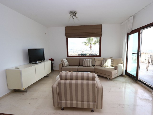 Huvila, Cerros del Aguila, R5304988