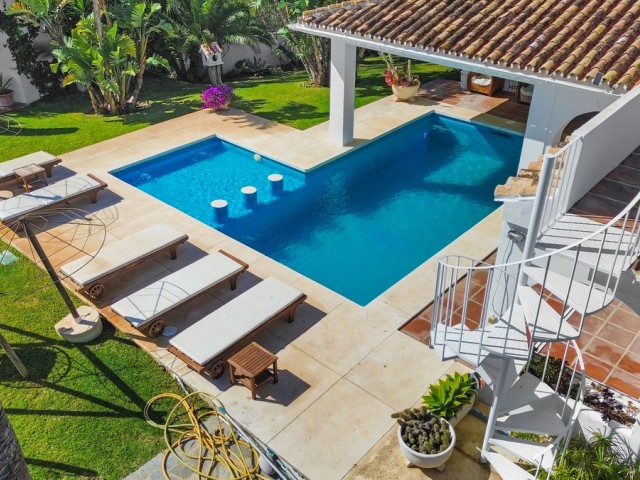 6 Schlafzimmer Villa in Fuengirola