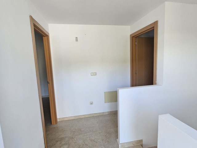 2 Schlafzimmer Reihenhaus in Doña Julia