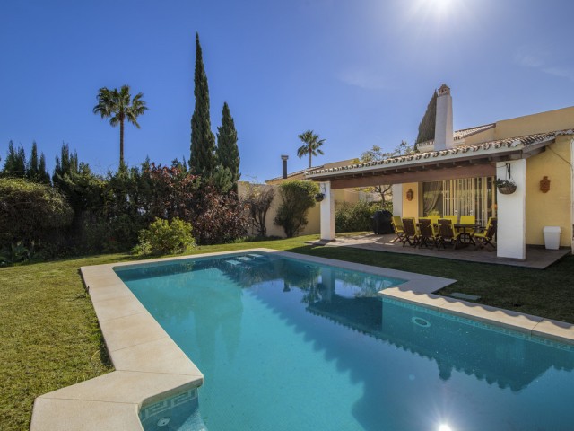 3 Makuuhuoneen Huvila Benahavís