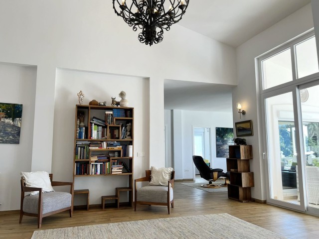 Villa avec 6 Chambres  à Mijas