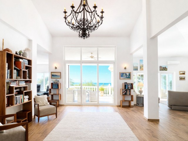 6 Makuuhuoneen Huvila Mijas