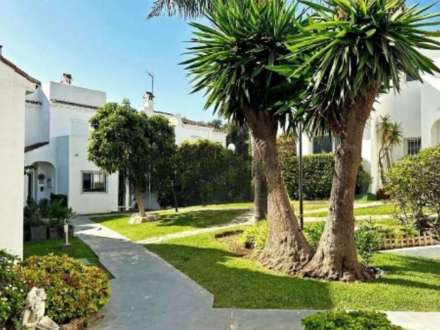 3 Schlafzimmer Villa in Estepona
