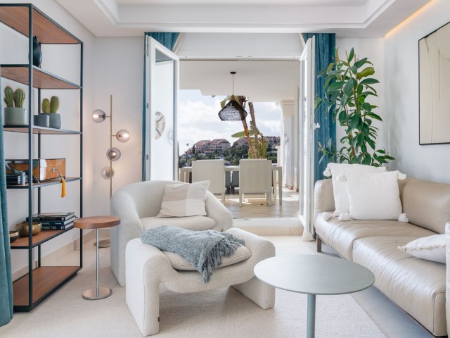 2 Schlafzimmer Apartment in Nueva Andalucía