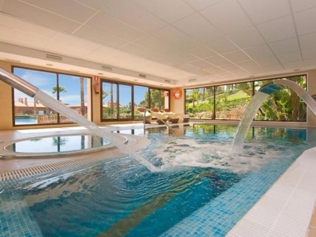 2 Schlafzimmer Apartment in Benahavís