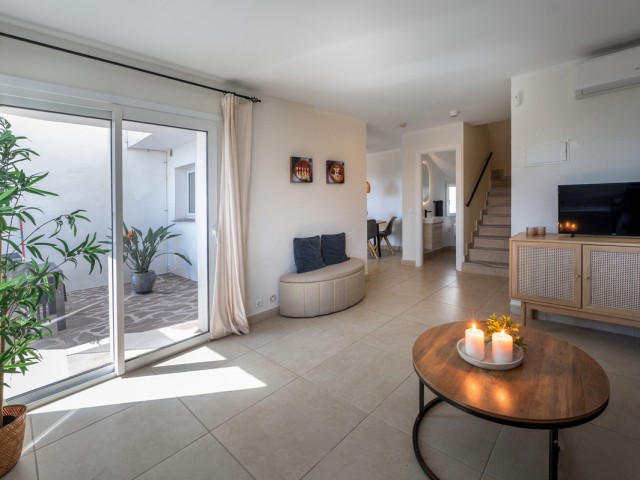 2 Makuuhuoneen Rivitalo Miraflores