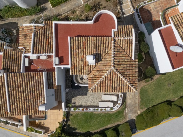 2 Makuuhuoneen Rivitalo Miraflores