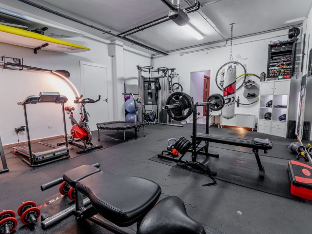 5 Makuuhuoneen Huvila Benahavís