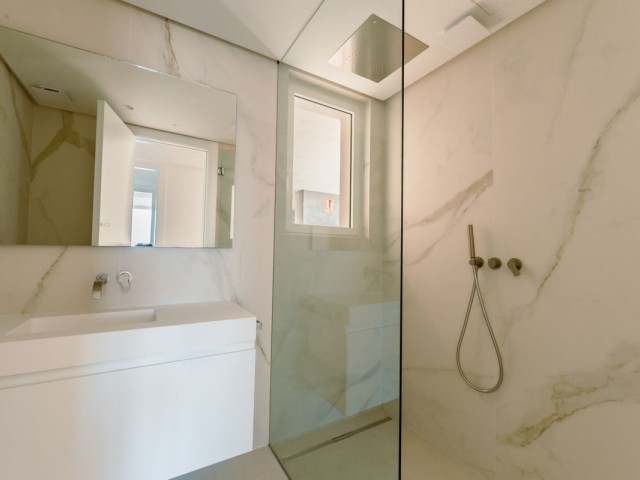 Appartement avec 3 Chambres  à Ojén