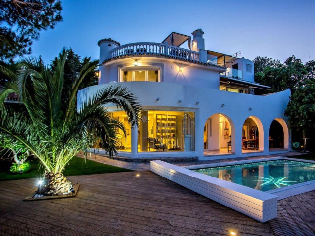 4 Bedrooms Villa in Mijas Costa