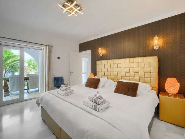 4 Bedrooms Villa in Mijas Costa