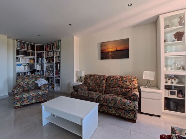 3 Makuuhuoneen Huoneisto El Pinillo