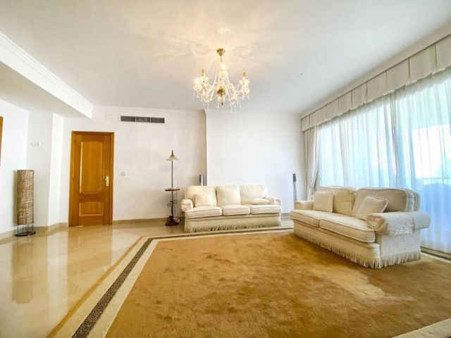 3 Schlafzimmer Apartment in Marbella