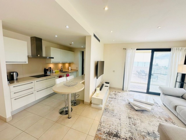 Penthouse in Altos de los Monteros