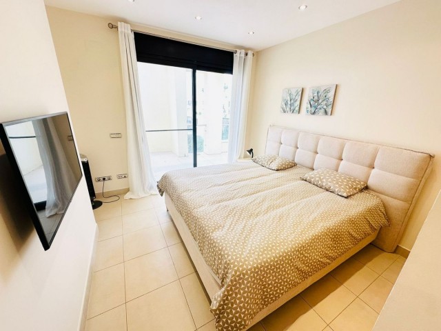 Penthouse in Altos de los Monteros