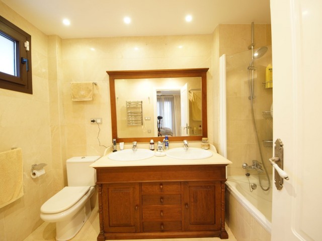 Apartamento con 2 Dormitorios  en Los Arqueros