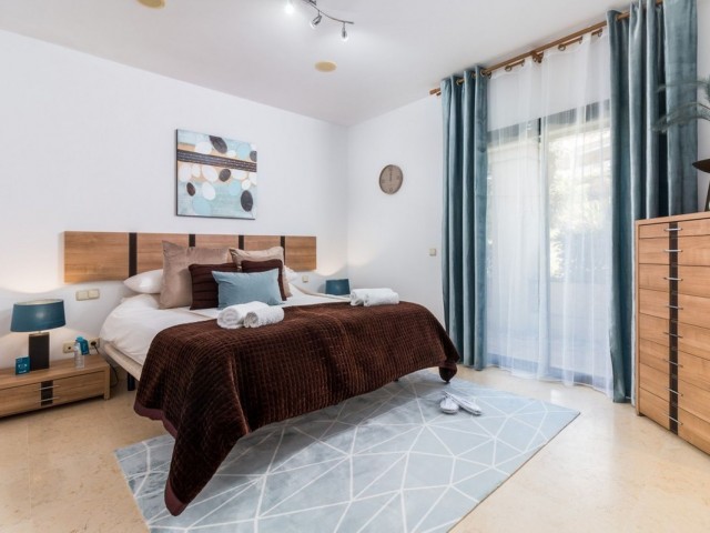 2 Bedrooms Apartment in Benahavís