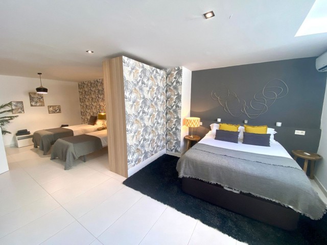 6 Schlafzimmer Villa in Nueva Andalucía