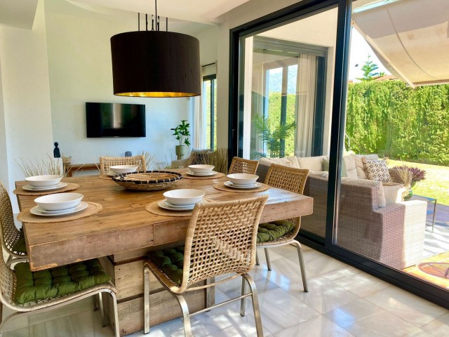 6 Schlafzimmer Villa in Nueva Andalucía